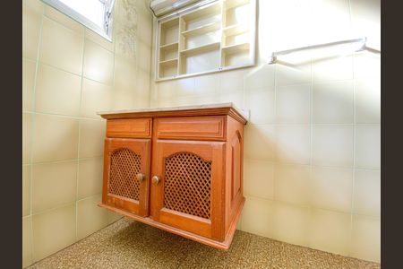 Casa à venda com 250m², 5 quartos e 5 vagas
