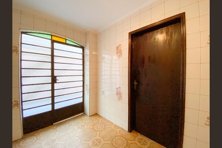 Casa à venda com 250m², 5 quartos e 5 vagas