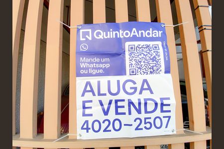 Casa à venda com 5 quartos, 250m² em Vila Ipojuca, São Paulo