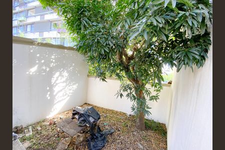 Casa à venda com 250m², 5 quartos e 5 vagas