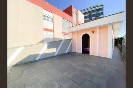 Casa à venda com 250m², 5 quartos e 5 vagas