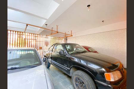 Casa à venda com 250m², 5 quartos e 5 vagas