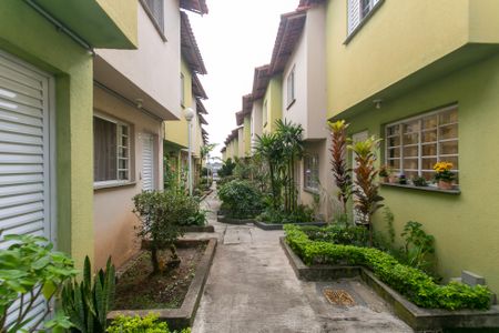 Casa de condomínio à venda com 58m², 2 quartos e 1 vagaÁrea comum 