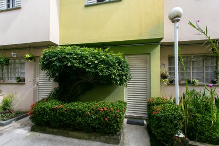 Casa de condomínio à venda com 58m², 2 quartos e 1 vagaÁrea Externa 