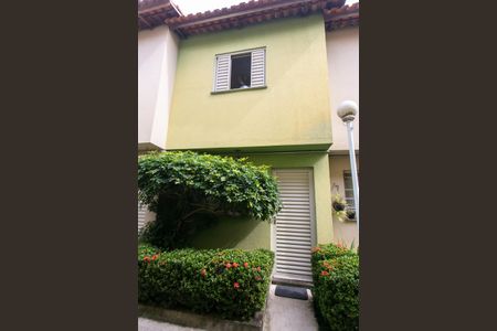 Casa de condomínio à venda com 58m², 2 quartos e 1 vagaÁrea Externa 