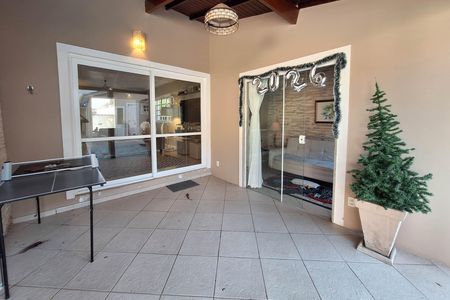 Casa à venda com 400m², 4 quartos e 2 vagas Casa à venda com 400m², 4 quartos e 2 vagasQuintal
