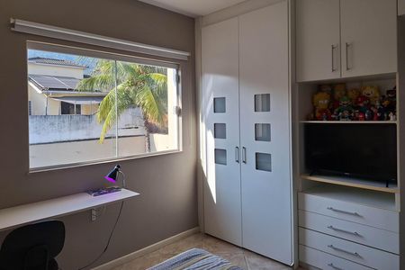 Casa à venda com 400m², 4 quartos e 2 vagas Casa à venda com 400m², 4 quartos e 2 vagasQuarto 2