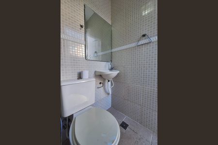 Casa à venda com 400m², 4 quartos e 2 vagas Casa à venda com 400m², 4 quartos e 2 vagasBanheiro de serviço