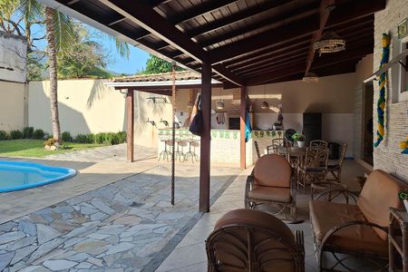 Casa à venda com 400m², 4 quartos e 2 vagas Casa à venda com 400m², 4 quartos e 2 vagasQuintal