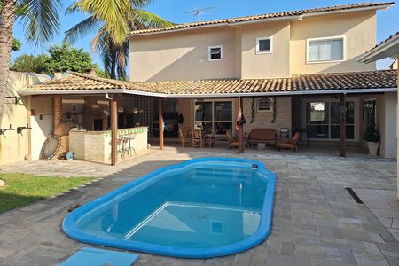 Casa à venda com 400m², 4 quartos e 2 vagas Casa à venda com 400m², 4 quartos e 2 vagasQuintal