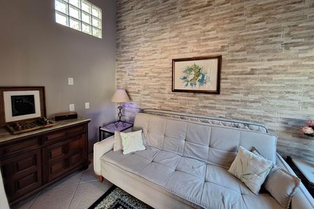 Casa à venda com 400m², 4 quartos e 2 vagas Casa à venda com 400m², 4 quartos e 2 vagasSala de Jogos
