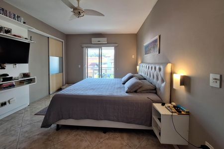 Casa à venda com 400m², 4 quartos e 2 vagas Casa à venda com 400m², 4 quartos e 2 vagasSuíte 1