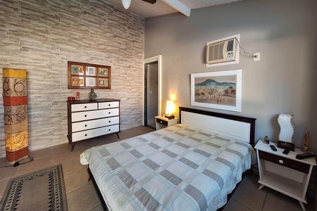 Casa à venda com 400m², 4 quartos e 2 vagas Casa à venda com 400m², 4 quartos e 2 vagasSuíte 2