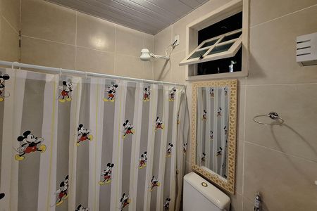Casa à venda com 400m², 4 quartos e 2 vagas Casa à venda com 400m², 4 quartos e 2 vagasBanheiro da Suíte 2