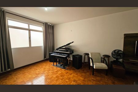 Apartamento à venda com 118m², 2 quartos e 1 vaga