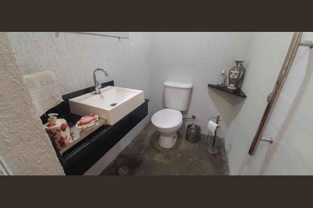Casa de condomínio à venda com 180m², 4 quartos e 2 vagasLavado do Espaço Gourmet
