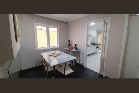 Sala de Jantar de casa de condomínio à venda com 4 quartos, 180m² em Jardim Monte Alegre, São Paulo