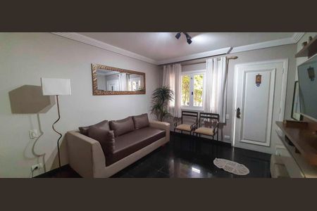 Sala de Estar de casa de condomínio à venda com 4 quartos, 180m² em Jardim Monte Alegre, São Paulo