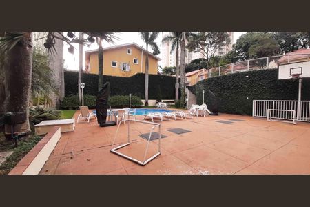 Casa de condomínio à venda com 180m², 4 quartos e 2 vagasÁrea comum - Piscina