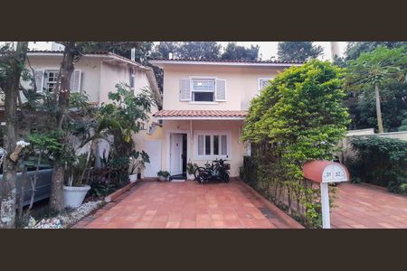 Casa de condomínio à venda com 180m², 4 quartos e 2 vagasGaragem
