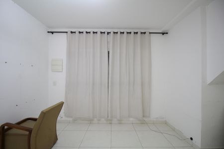 Sala de casa à venda com 6 quartos, 117m² em Jardim Tres Irmaos, Taboão da Serra