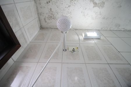 Casa à venda com 117m², 6 quartos e 1 vagaBanheiro da Suíte 2 - Chuveiro