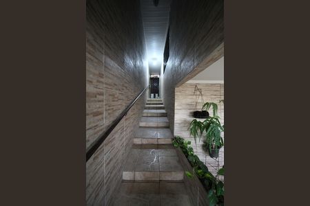 Casa à venda com 117m², 6 quartos e 1 vagaCorredor Externo
