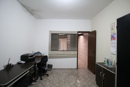 Casa à venda com 117m², 6 quartos e 1 vagaQuarto 2