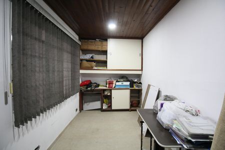 Casa à venda com 117m², 6 quartos e 1 vagaQuarto 3