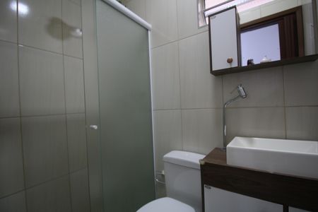 Casa à venda com 117m², 6 quartos e 1 vagaBanheiro da Suíte 2