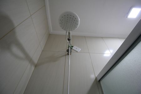 Casa à venda com 117m², 6 quartos e 1 vagaBanheiro da Suíte 2 - Chuveiro