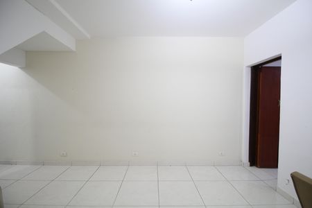 Casa à venda com 117m², 6 quartos e 1 vagaSala