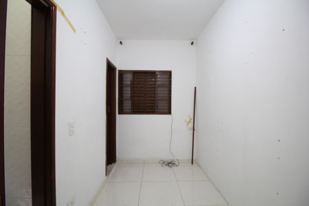 Casa à venda com 117m², 6 quartos e 1 vagaSuíte 2