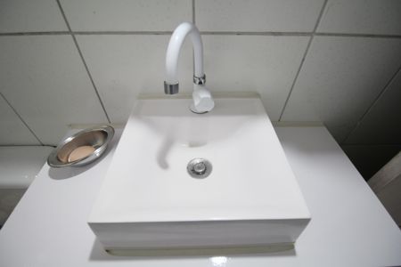 Casa à venda com 117m², 6 quartos e 1 vagaBanheiro da Suíte 2 - Torneira