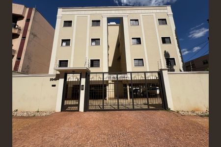 Apartamento para alugar com 65m², 2 quartos e 2 vagasFachada