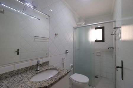 Apartamento para alugar com 65m², 2 quartos e 2 vagasBanheiro