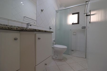 Apartamento para alugar com 65m², 2 quartos e 2 vagasBanheiro