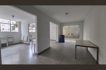 Apartamento à venda com 54m², 2 quartos e 1 vaga Apartamento à venda com 54m², 2 quartos e 1 vagaÁrea comum - Salão de festas
