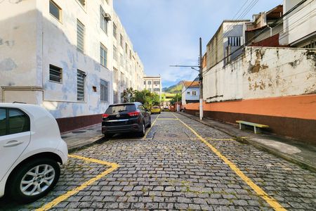 Apartamento para alugar com 60m², 2 quartos e 1 vaga Apartamento para alugar com 60m², 2 quartos e 1 vagaÁrea Comum