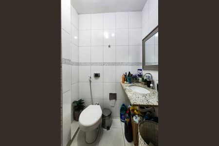Apartamento para alugar com 60m², 2 quartos e 1 vaga Apartamento para alugar com 60m², 2 quartos e 1 vagaBanheiro