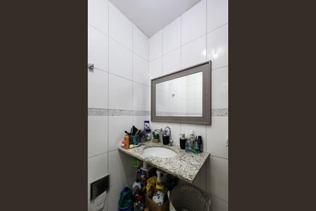 Apartamento para alugar com 60m², 2 quartos e 1 vaga Apartamento para alugar com 60m², 2 quartos e 1 vagaBanheiro