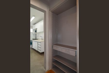 Apartamento para alugar com 90m², 2 quartos e 1 vaga Apartamento para alugar com 90m², 2 quartos e 1 vagaSala