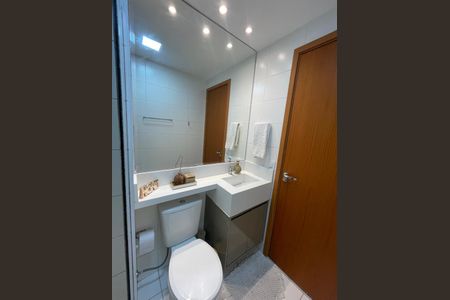 Apartamento à venda com 46m², 2 quartos e 1 vaga Apartamento à venda com 46m², 2 quartos e 1 vagaBanheiro