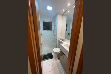 Apartamento à venda com 46m², 2 quartos e 1 vaga Apartamento à venda com 46m², 2 quartos e 1 vagaBanheiro