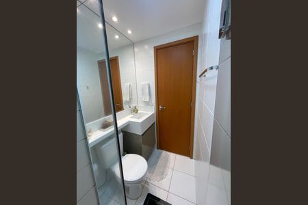 Apartamento à venda com 46m², 2 quartos e 1 vaga Apartamento à venda com 46m², 2 quartos e 1 vagaBanheiro