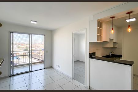 Sala  de apartamento para alugar com 2 quartos, 52m² em Jardim Santa Teresinha, São Paulo