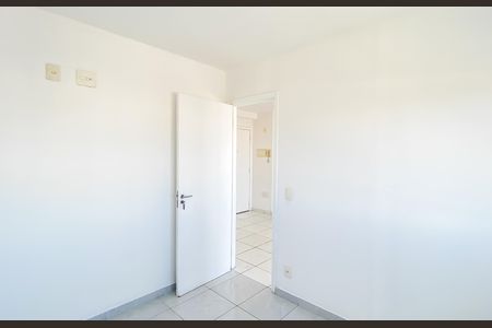 Quarto 1 de apartamento para alugar com 2 quartos, 52m² em Jardim Santa Teresinha, São Paulo