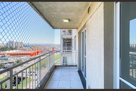 Varanda  de apartamento para alugar com 2 quartos, 52m² em Jardim Santa Teresinha, São Paulo