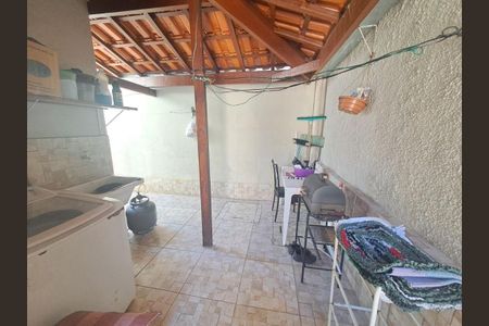 Foto 17 de casa à venda com 3 quartos, 74m² em Santa Branca, Belo Horizonte