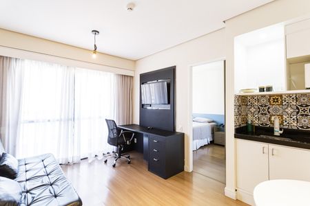 Sala/Cozinha de apartamento para alugar com 1 quarto, 33m² em Moema, São Paulo